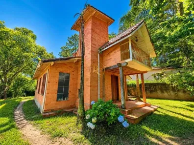 Casa com 3 Quartos à venda, 200m² no Mantiqueira, Mairiporã