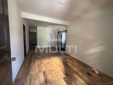 Casa com 3 Quartos à venda, 196m² no Nossa Senhora das Graças, Uberlândia