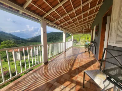Fazenda/Sítio com 2 Quartos à venda, 230m² no Igrejinha, Juiz de Fora