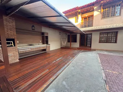 Casa com 3 Quartos para alugar, 100m² no Nova Vista, Belo Horizonte