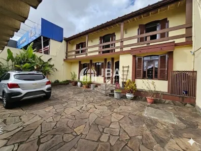 Casa com 3 Quartos à venda, 220m² no Jardim das Américas, Curitiba