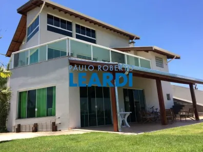 Fazenda/Sítio com 3 Quartos à venda, 350m² no Vale Verde, Valinhos