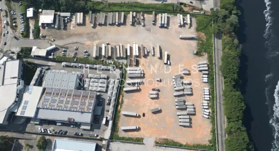 Lote/Terreno à venda, 10000m² no Vila Gustavo Correia, Carapicuíba