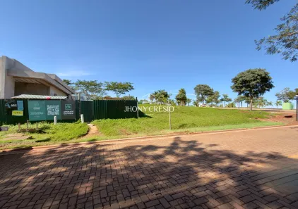 Lote/Terreno à venda, 808m² no Jardins de Monet Residence, Maringá