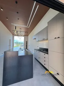 Casa de Condomínio com 3 Quartos à venda, 167m² no Residencial Fazenda Pinheirinho, Rio das Pedras