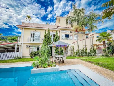 Casa com 4 Quartos à venda, 730m² no São Francisco, Niterói