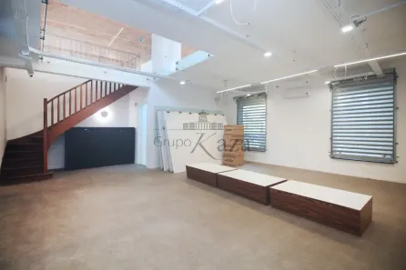 Imóvel Comercial com 9 Quartos para alugar, 300m² no Jardim América, São Paulo
