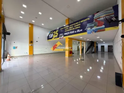Ponto Comercial para alugar, 480m² no Centro, Divinópolis