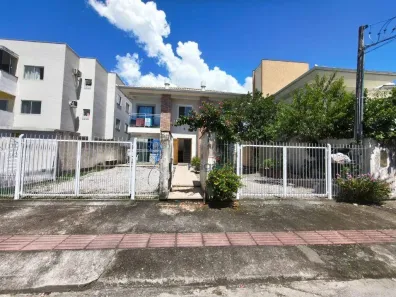 Apartamento com 2 Quartos para alugar, 59m² no Nova Palhoça, Palhoça