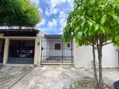 Imóvel Comercial com 3 Quartos para alugar, 134m² no Edson Queiroz, Fortaleza
