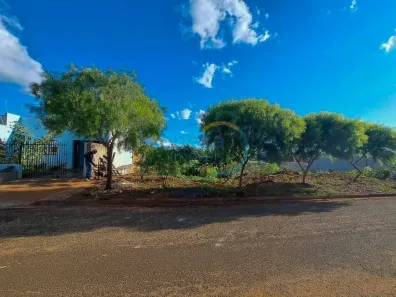 Lote/Terreno à venda, 300m² no Interlagos, Londrina