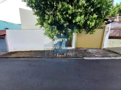 Casa com 3 Quartos à venda, 226m² no Jardim Medeiros, São Carlos