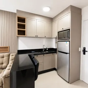 Apartamento com 1 Quarto para alugar, 28m² no Centro, Curitiba