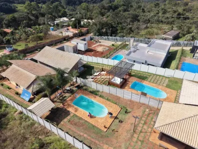 Fazenda/Sítio com 3 Quartos à venda, 1000m² no Centro, Itatiaiuçu