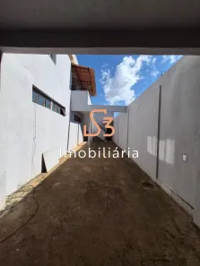 Apartamento com 2 Quartos para alugar, 52m² no Morada dos Pássaros, Uberlândia