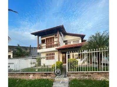 Casa com 5 Quartos à venda, 400m² no Torres, Torres