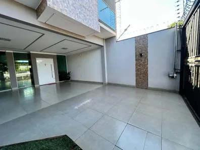 Sobrado com 3 Quartos à venda, 188m² no Jardim São Miguel, Maringá
