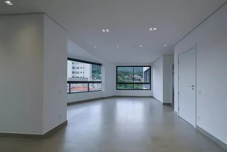 Apartamento com 3 Quartos para alugar, 158m² no Sion, Belo Horizonte