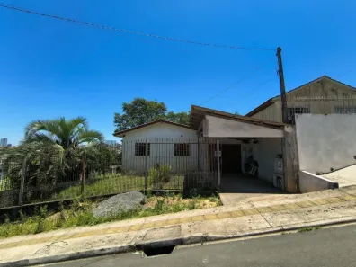 Casa com 2 Quartos à venda, 66m² no Uvaranas, Ponta Grossa