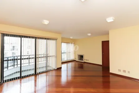 Apartamento com 3 Quartos para alugar, 136m² no Brooklin Paulista, São Paulo