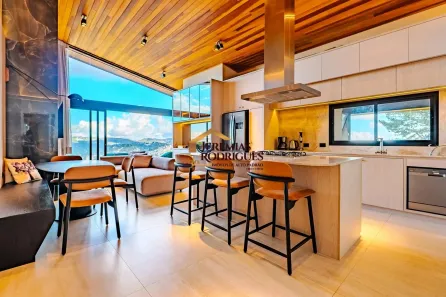 Casa com 3 Quartos à venda, 1200m² no , Campos do Jordão