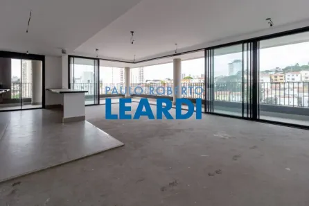Apartamento com 3 Quartos à venda, 233m² no Sumaré, São Paulo