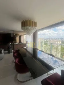 Apartamento com 4 Quartos para alugar, 265m² no Cerqueira César, São Paulo
