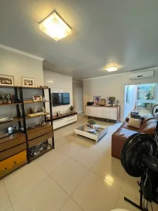 Casa de Condomínio com 3 Quartos para alugar, 250m² no Turu, São Luís