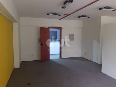 Sala Comercial com 1 Quarto para alugar, 42m² no Cambuí, Campinas