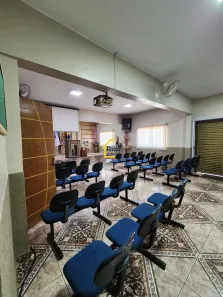 Imóvel Comercial com 2 Quartos para alugar, 220m² no Valparaiso II, Valparaíso de Goiás