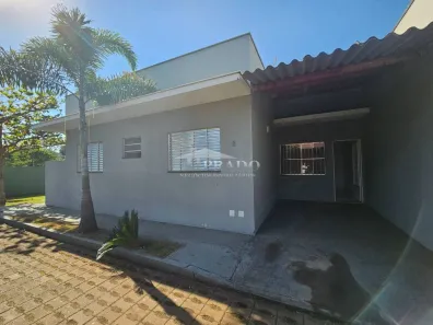 Casa com 2 Quartos para alugar, 65m² no Esperança, Ibiporã
