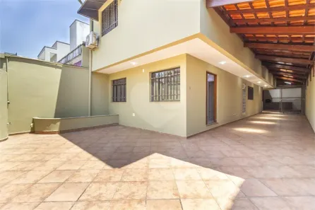 Sobrado com 3 Quartos à venda, 237m² no Vila Sorocabana, Guarulhos