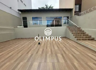 Imóvel Comercial com 6 Quartos para alugar, 200m² no Saraiva, Uberlândia