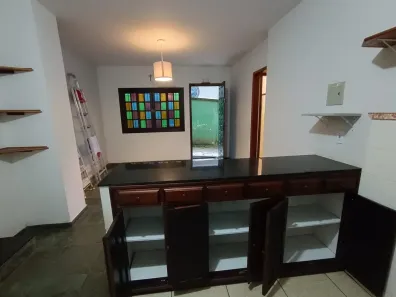 Casa com 2 Quartos para alugar, 70m² no Valparaíso, Petrópolis