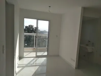 Apartamento com 2 Quartos para alugar, 56m² no Jardim Marilu, Carapicuíba