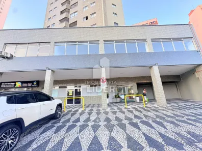 Sala Comercial para alugar, 256m² no Cristo Rei, Curitiba