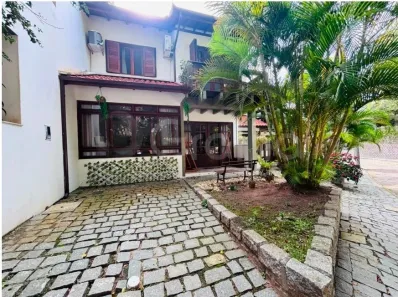 Casa de Condomínio com 2 Quartos à venda, 82m² no Barra da Lagoa, Florianópolis