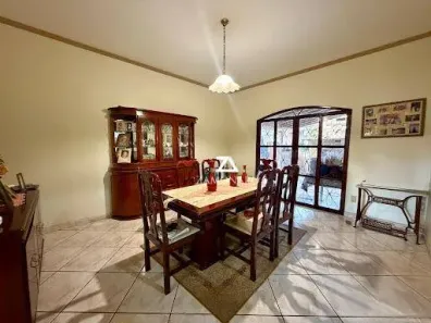 Sobrado com 3 Quartos à venda, 250m² no Vila Moreira, São José do Rio Preto