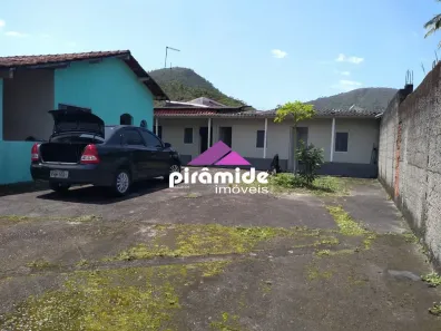 Casa com 7 Quartos à venda, 220m² no Loteamento Altamir Tibiriça Pimenta, Caraguatatuba