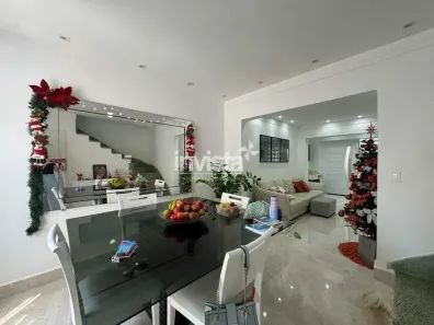 Casa com 3 Quartos à venda, 200m² no Embaré, Santos