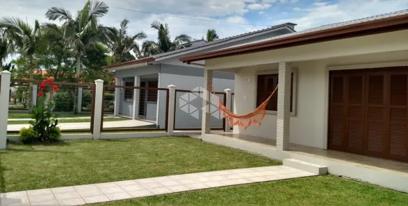Casa com 4 Quartos à venda, 126m² no , Arroio do Sal