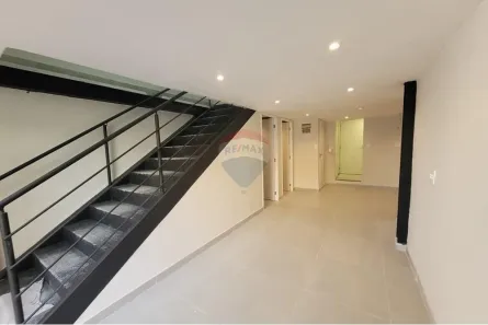 Ponto Comercial para alugar, 48m² no Tanque, Rio de Janeiro
