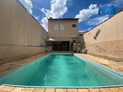 Casa com 4 Quartos à venda, 171m² no Parque das Rosas, Itu