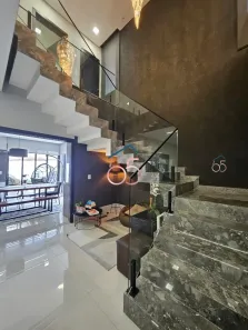 Sobrado com 4 Quartos à venda, 245m² no Morada dos Nobres, Cuiabá