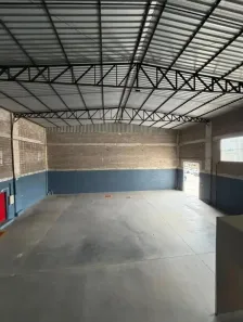 Galpão/Depósito/Armazém com 3 Quartos para alugar, 500m² no Tarumã, Manaus
