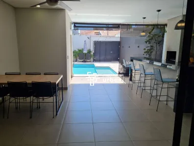 Casa com 2 Quartos à venda, 160m² no Parque Novo Mundo, Americana