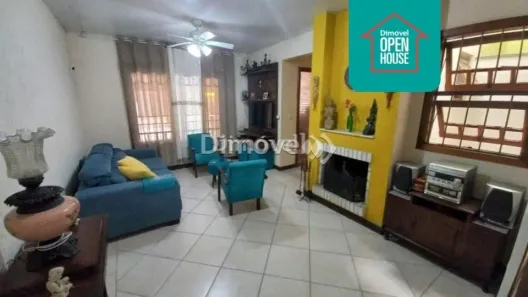 Casa com 3 Quartos à venda, 166m² no Espírito Santo, Porto Alegre