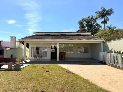 Casa com 4 Quartos à venda, 260m² no Boa Vista, Curitiba