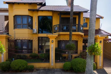 Sobrado com 3 Quartos à venda, 342m² no Estância Velha, Canoas