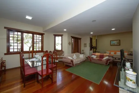Casa com 5 Quartos à venda, 358m² no Belvedere, Belo Horizonte